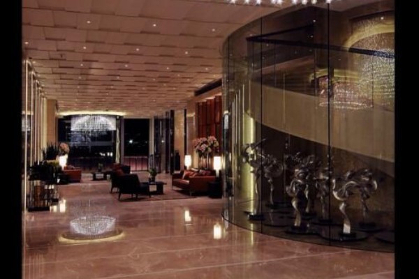 武汉精油按摩：身心放松的极致享受(武汉精油spa)