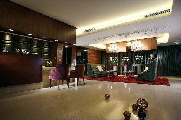 武汉莱斯大酒店桑拿体验攻略(武汉莱斯国际酒店前台电话)