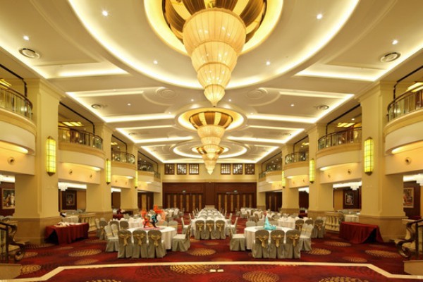 三都桑拿馆：武汉休闲生活新体验(三都休闲会所)